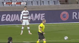 开云部门-命中率只有1.51% C罗任意球浪射引葡媒质疑